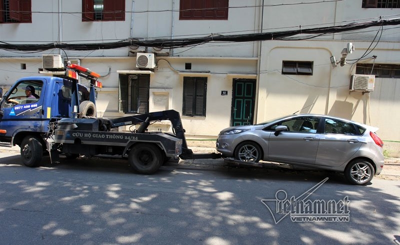 giành vỉa hè, đòi lại vỉa hè, lấn chiếm vỉa hè, vỉa hè Hà Nội
