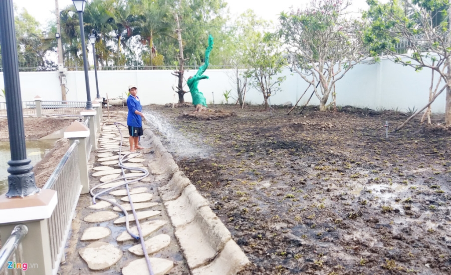 Ben trong khu biet thu rong 6.500 m2 xay trai phep cua TGD o Soc Trang hinh anh 10