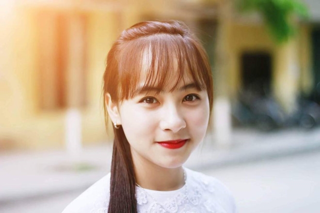 Dan mang tim kiem nu bao ve xinh dep trong buc anh chup len hinh anh 2