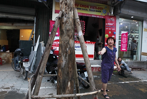 quan chan bong, cay van chet tren “duong cong mem mai” o hn hinh anh 10