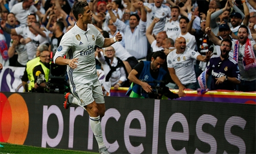 ronaldo-cay-cu-vi-bi-cdv-real-huyt-sao-la-o-o-hiep-mot