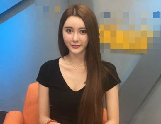 Tinh cu lat tay tinh xau va thoi trang hoa cua 'Duong Tang' hinh anh 1