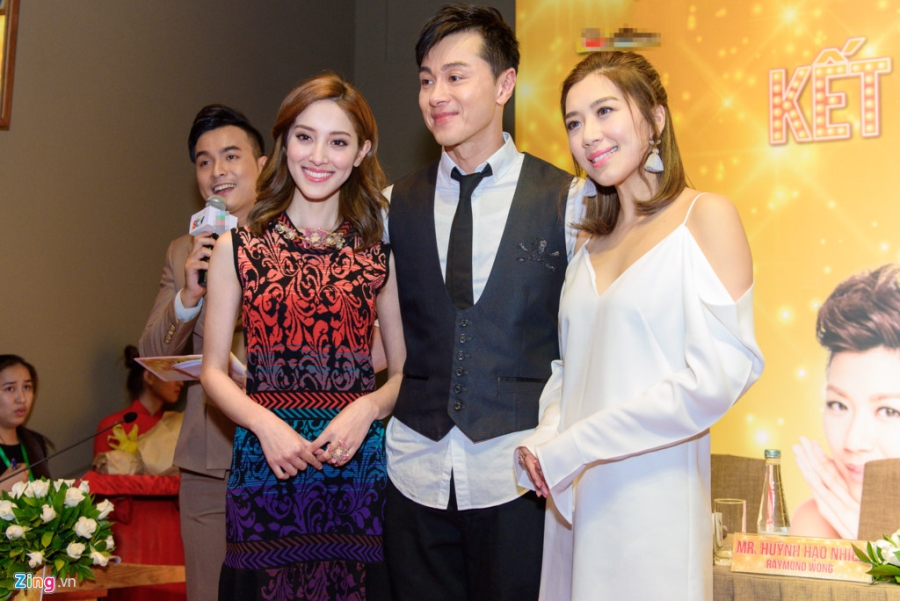 Can canh nhan sac Hoa hau Hong Kong khi du hop bao o Sai Gon hinh anh 3