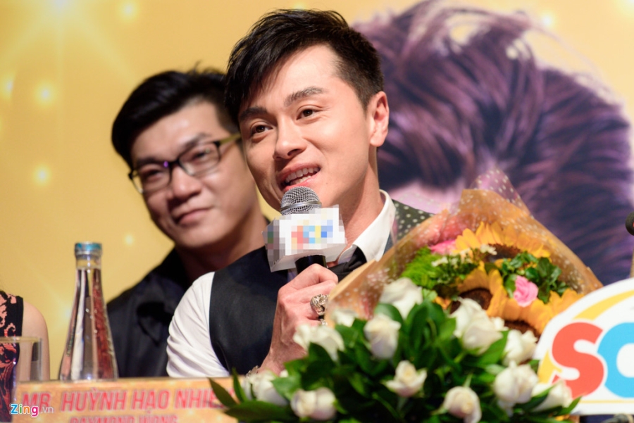 Can canh nhan sac Hoa hau Hong Kong khi du hop bao o Sai Gon hinh anh 8