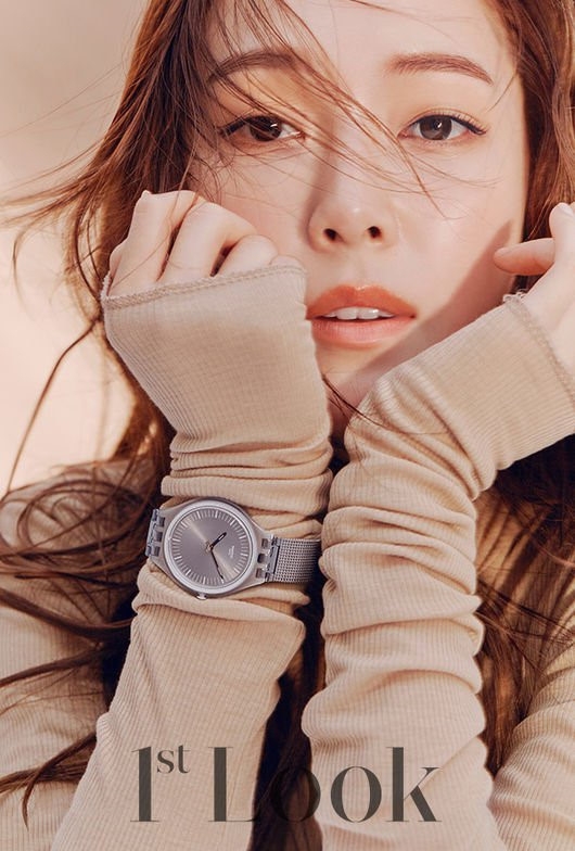 Jessica Jung dien vay hai day tren tap chi hinh anh 3