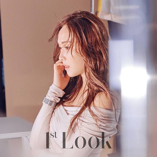 Jessica Jung dien vay hai day tren tap chi hinh anh 6