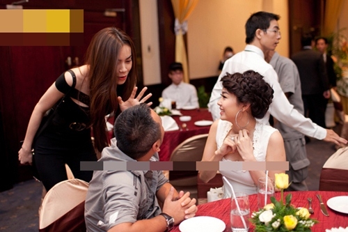 nhin lai hinh anh minh hang than thiet ben ho ngoc ha truoc khi 