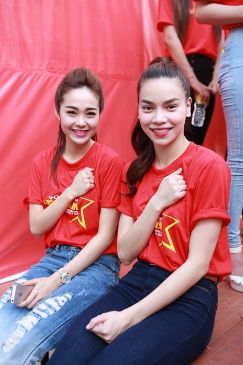 nhin lai hinh anh minh hang than thiet ben ho ngoc ha truoc khi 