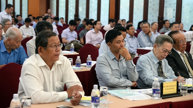 Phải cấm xe máy: không đem cái nghèo ra dọa nhau mãi 