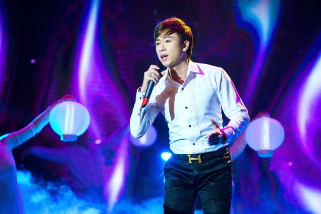Ho Viet Trung am giai 20 trieu dong khi hat 'Con duong xua em di' hinh anh 2