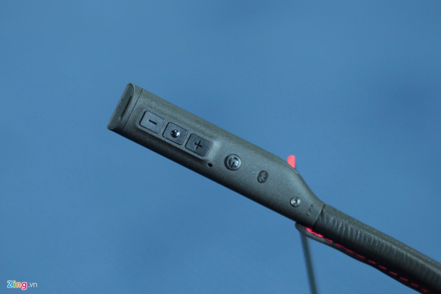 Mo hop tai nghe khong day Sennheiser gia 5,3 trieu dong hinh anh 6