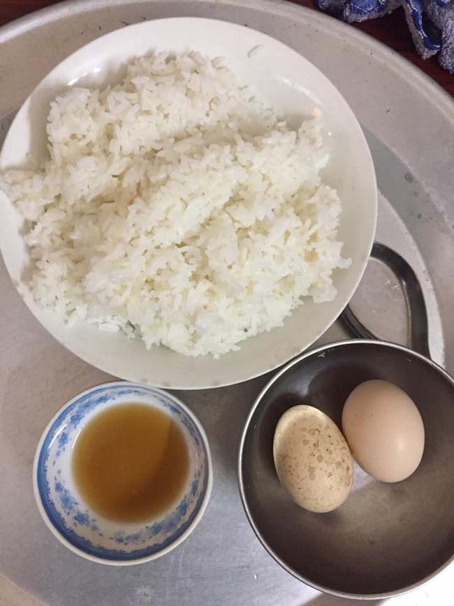 Thương cảm nàng dâu trẻ ở cữ được mẹ chồng chăm toàn thịt mỡ, canh suông, cho ăn lại bát cũ không rửa - Ảnh 2.