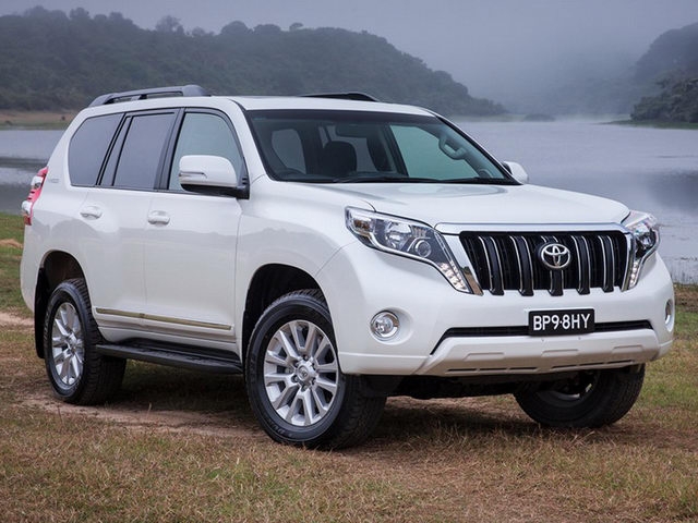 Toyota Prado bản đặc biệt 1,5 tỷ đồng ra mắt - 1