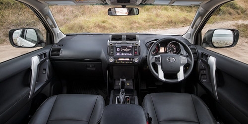 Toyota Prado bản đặc biệt 1,5 tỷ đồng ra mắt - 2