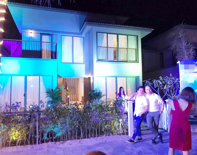 Truong Giang lan dau khoe biet thu 15 ty dong moi tau hinh anh 1