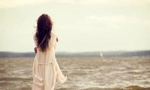 Nếu tôi đáp ứng nhu cầu chăn gối, chồng sẽ đưa tiền chi tiêu