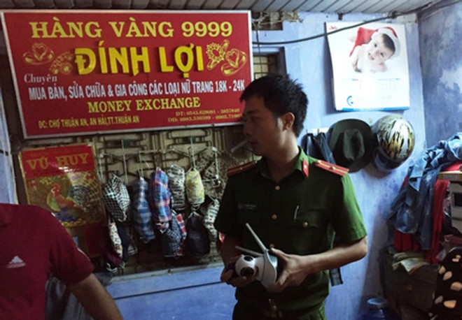 Nghi an cuop tiem vang o Hue hinh anh 2