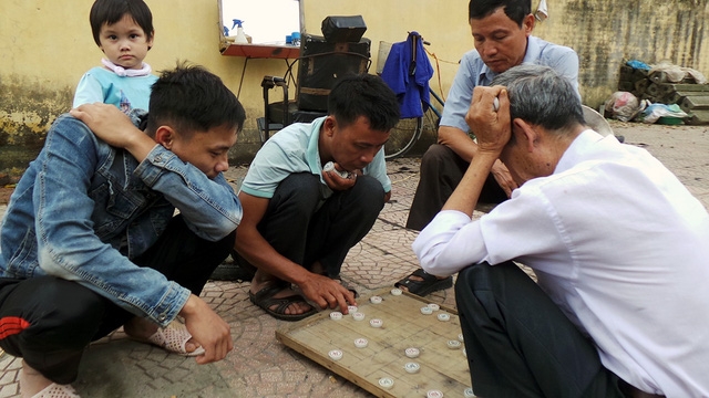  Nhịp sống bình yên thường nhật đã trở lại với thôn Hoành. 