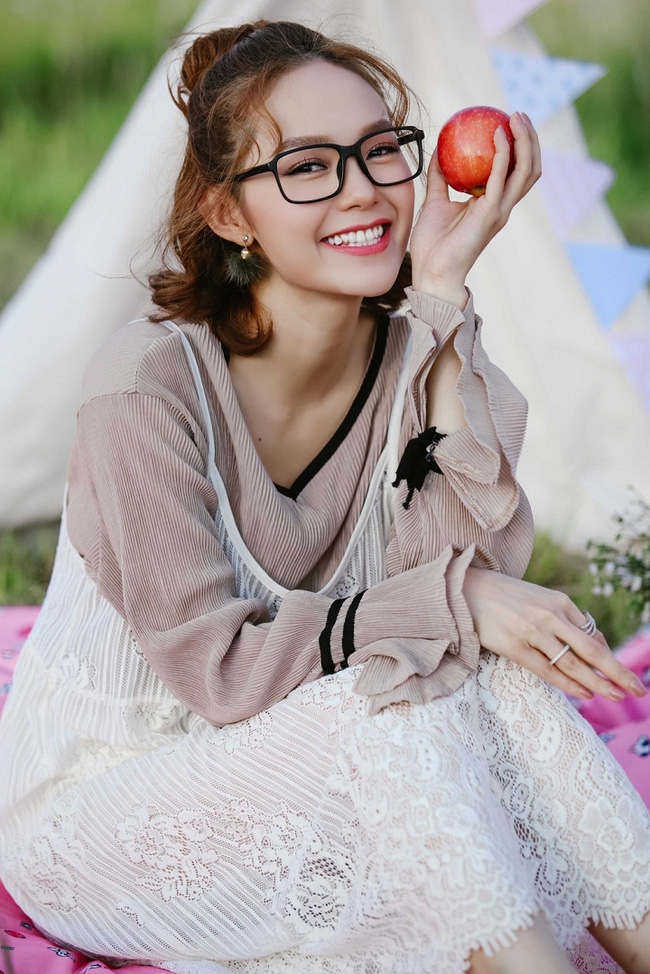 Lê Hà: Minh Hằng không đủ đẳng cấp ngồi ghế nóng The Face cùng Hà Hồ - Ảnh 2.