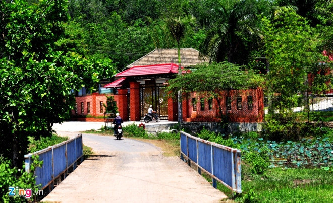 Pho thu tuong yeu cau kiem tra 'biet phu' cua quan chuc Kon Tum hinh anh 1