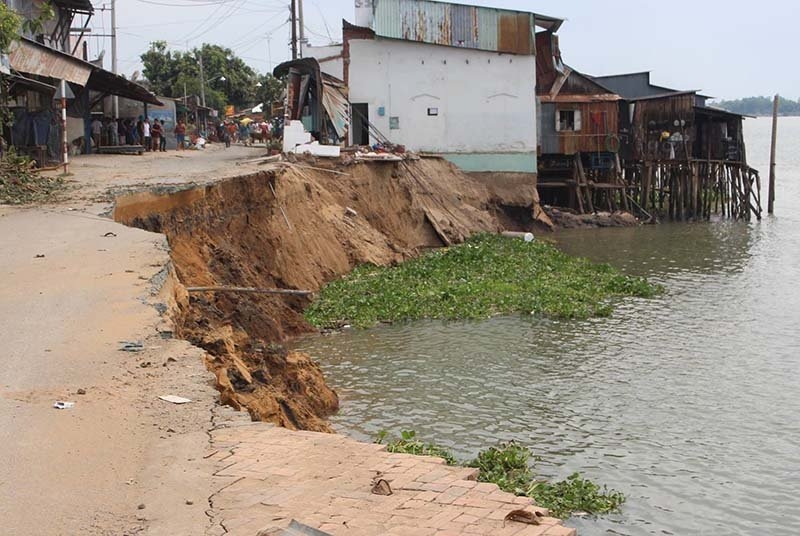 sạt lở, sạt lở ở miền Tây, Đồng Tháp, An Giang
