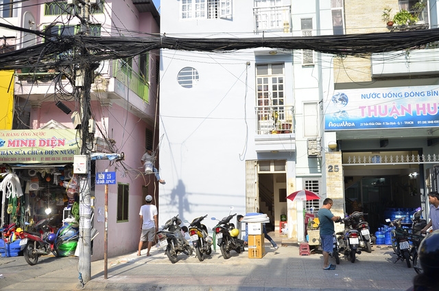 Đại điểm trụ sở khu phố được tháo dỡ trả lại vỉa hè thông thoáng cách đây ít ngày