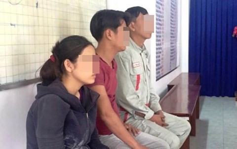 Tu vu vo hoang bao cuop, phat hien chong… 'yeu' tre em hinh anh 1