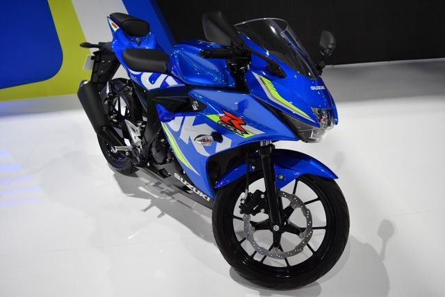 Cặp mô tô 150 phân khối giá rẻ của Suzuki sắp ra mắt Việt Nam - Ảnh 1.