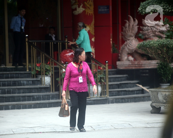 Hà Nội: Người tham gia đa cấp nhiều tỉnh đổ về VP Thiên Ngọc Minh Uy đòi tiền - Ảnh 1.