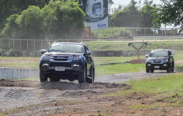  Honda và Isuzu phải triệu hồi hơn 500 xe ô tô có vấn đề để sửa chữa cho khách hàng. 