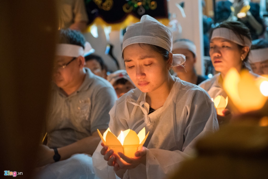 Nghe si Viet khoc nghen trong dem hoa dang tien biet NSUT Thanh Sang hinh anh 4