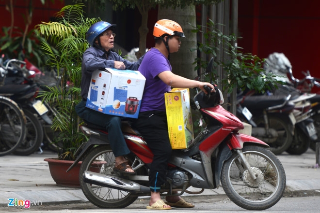 Dan dieu dung, Thien Ngoc Minh Uy 'bien hinh' thanh Nha Khac Lam? hinh anh 2