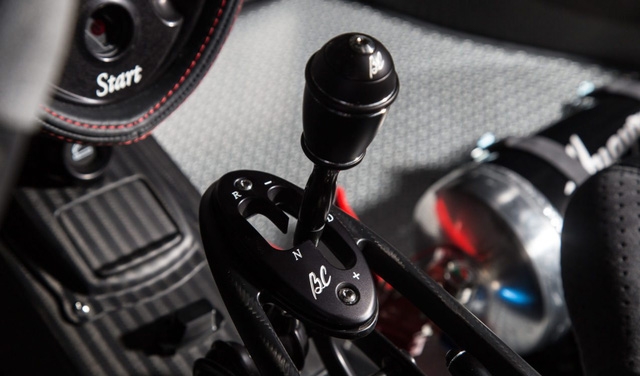 Hàng hiếm Pagani Huayra BC đầu tiên đặt chân đến Mỹ - Ảnh 15.