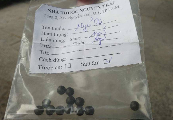 Bo truong Y te kiem tra phong kham co bac si Trung Quoc hinh anh 2