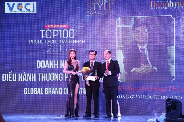 Ông Nguyễn Đăng Thảo, người vừa bị bắt giữ được tặng danh hiệu “Doanh nhân điều hành thương hiệu toàn cầu” năm 2015