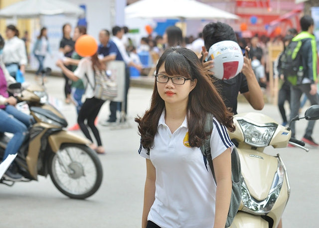 Ai bảo con gái phải cầu kỳ mới đẹp?