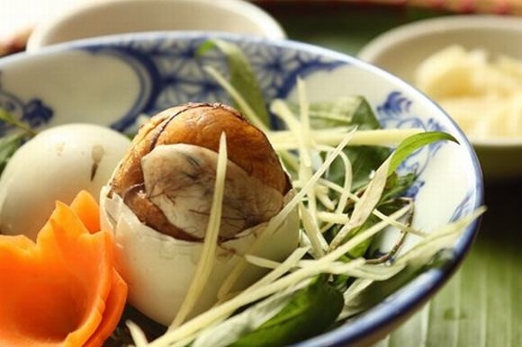 An trung vit lon nhu the nao de tang cuong sinh luc hinh anh 1