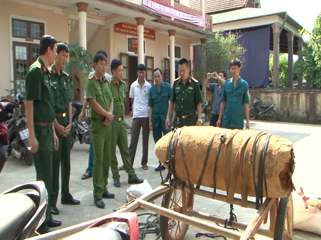 Lực lượng chức trách đã thu giữ quả bom và bắt 6 đối tượng liên quan