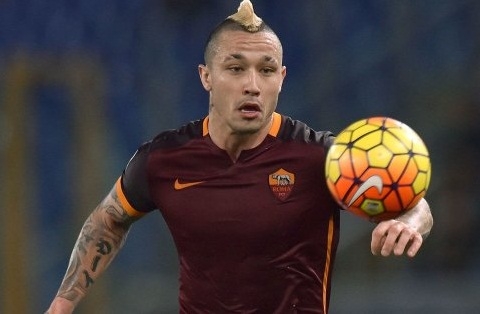 Man Utd pha dam Chelsea vu sao AS Roma hinh anh