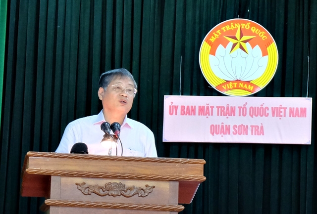  Ông Nguyễn Ngọc Tuấn - Phó Chủ tịch UBND TP Đà Nẵng: UBND thành phố đang chờ ý kiến Thủ tướng chỉ đạo việc có cho phép tiếp tục thi công 40 móng biệt thự thuộc Dự án Khu du lịch sinh thái Biển Tiên Sa hay không. 