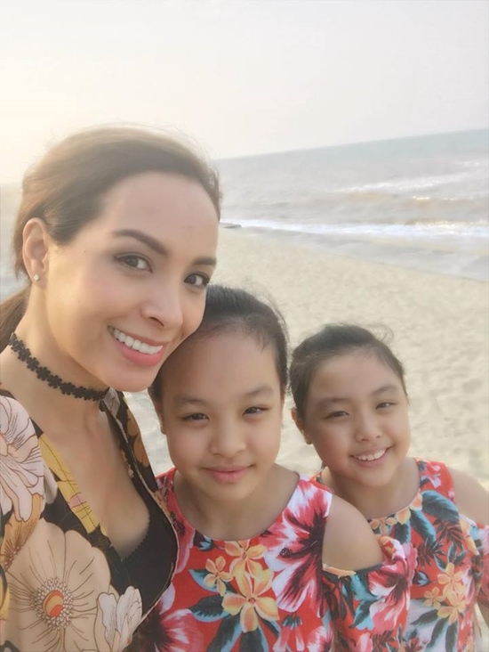 Tin tức showbiz, tin tức giải trí, tin tức sao Việt, tin tức giải trí trong ngày, Đàm Vĩnh Hưng, Hồ Ngọc Hà, Sống chung với mẹ chồng, Hoài Anh