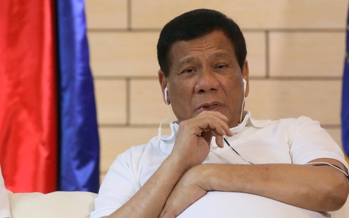 tong-thong-duterte-dien-dam-voi-ong-tap-theo-yeu-cau-cua-trump