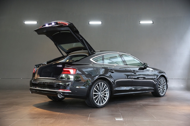 Audi A5 Sportback phục vụ APEC đã cập cảng Việt Nam - Ảnh 7.