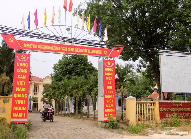 Gia dinh co 8 nguoi cung lam 'quan xa' hinh anh 2