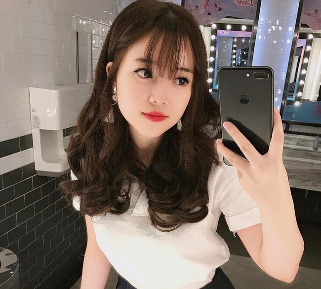 Đàm Ngọc Linh vừa trở thành Tân Miss Đột kích 2017 /// Ảnh: NVCC