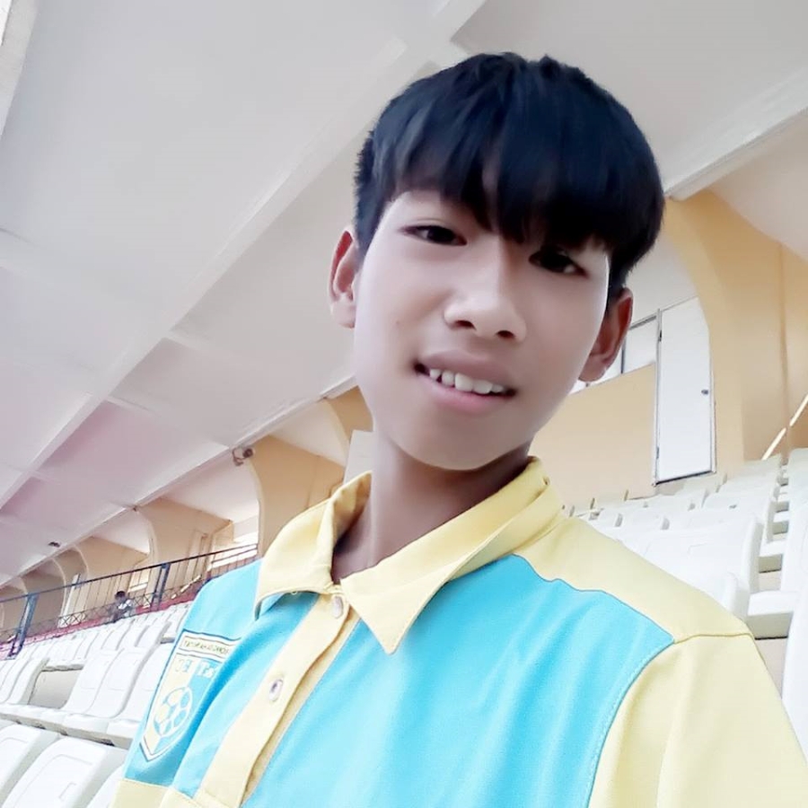 Cầu thủ Lê Sỹ Hà (U15 Hà Nội) bị tố gian lận tuổi khi thi đấu giải U15 Quốc gia 2017.
