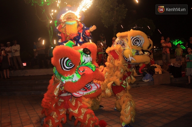 Hàng vạn người đổ ra đường hòa mình cùng lễ hội đường phố cực sôi động ở Đà Nẵng - Ảnh 16.