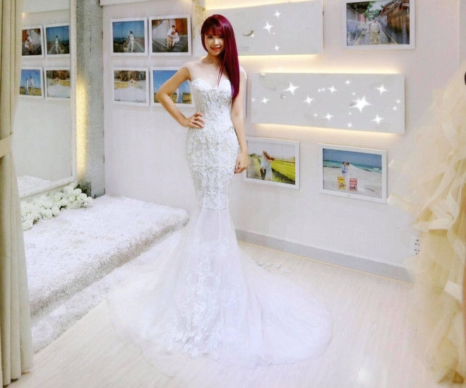 Khoi My duyen dang trong dam cuoi dinh ket 8.000 vien pha le hinh anh 3