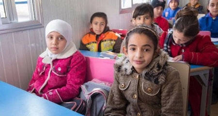 Messi đã trao cơ hội cho 1.600 em nhỏ Syria