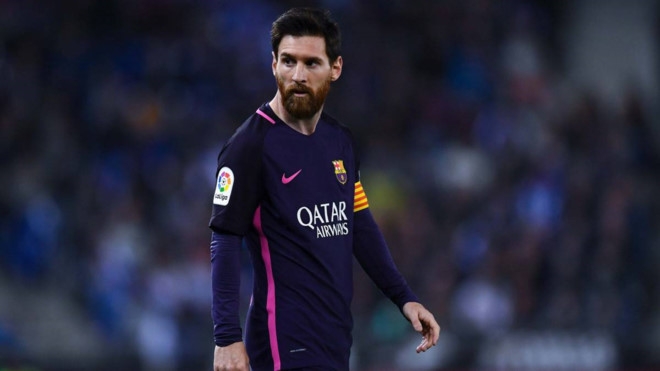 Tu choi luong 700.000 euro, Messi quyet roi Barca? hinh anh 1